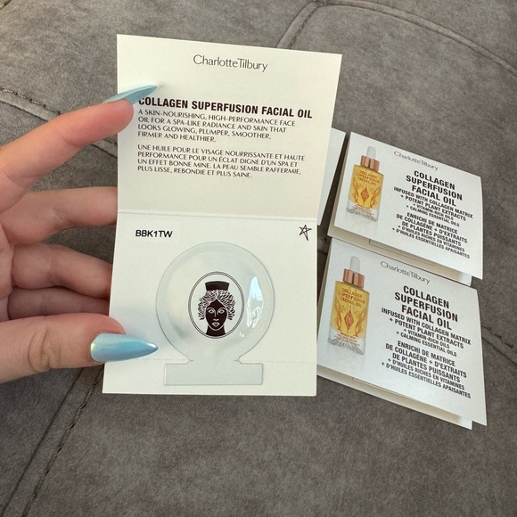 NEW Charlotte Tillbury Collagen Superfusion Facial Oil - Picture 2 of 3